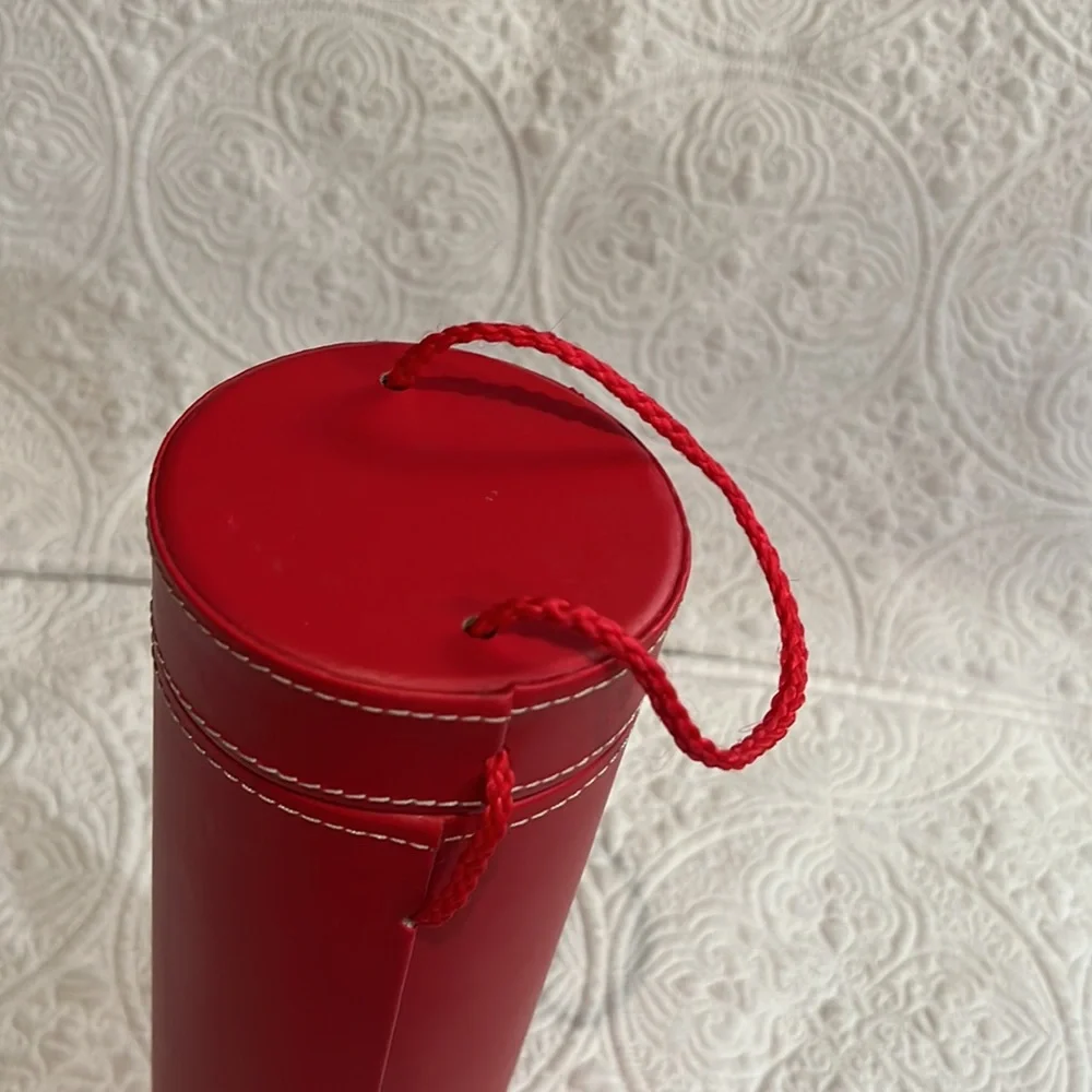 Pooch & Sweetheart red wine‎ bottle carrier